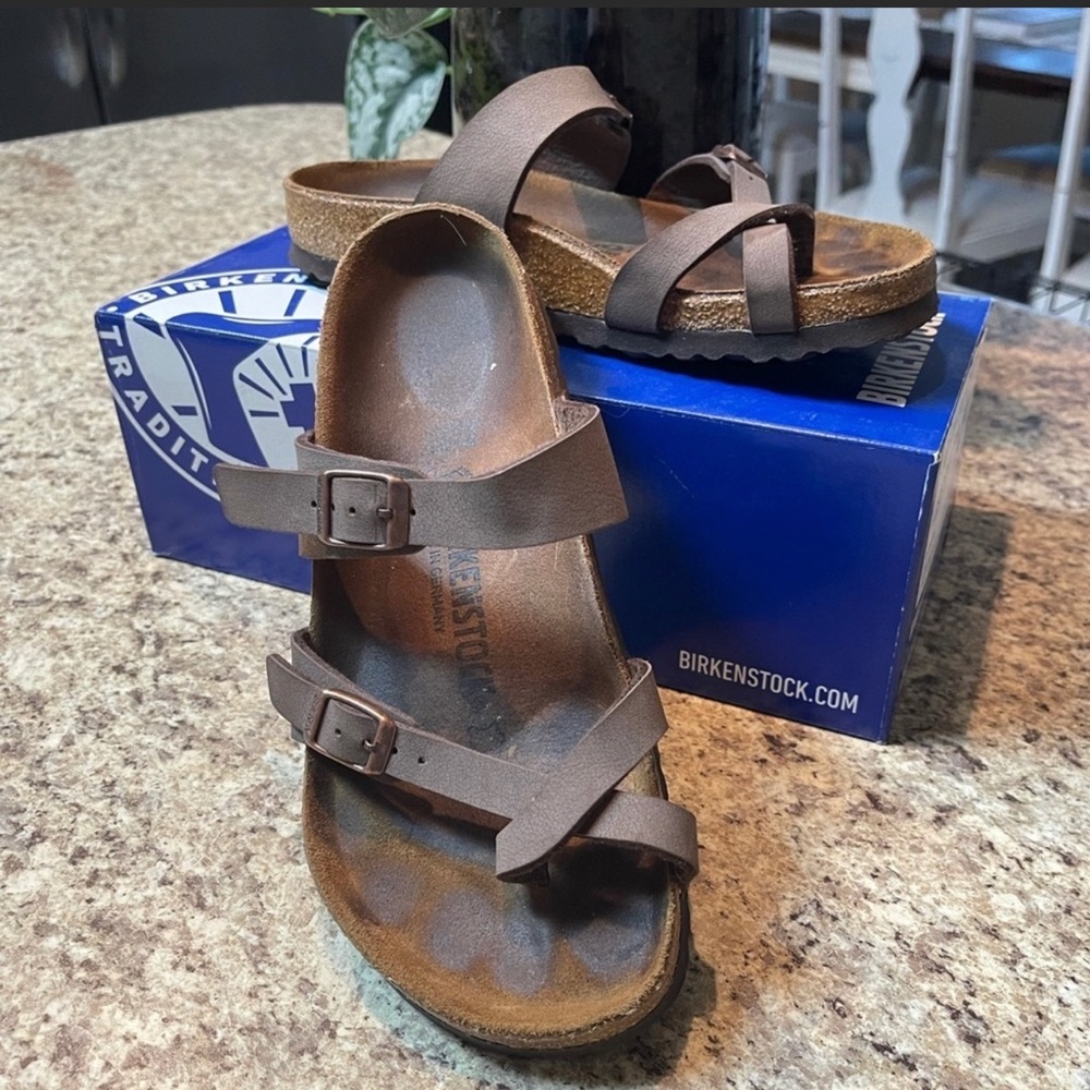👣 Mayari Birkenstocks in Mocha 👣
